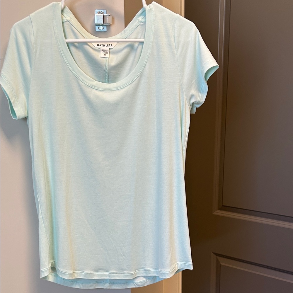 Athleta top